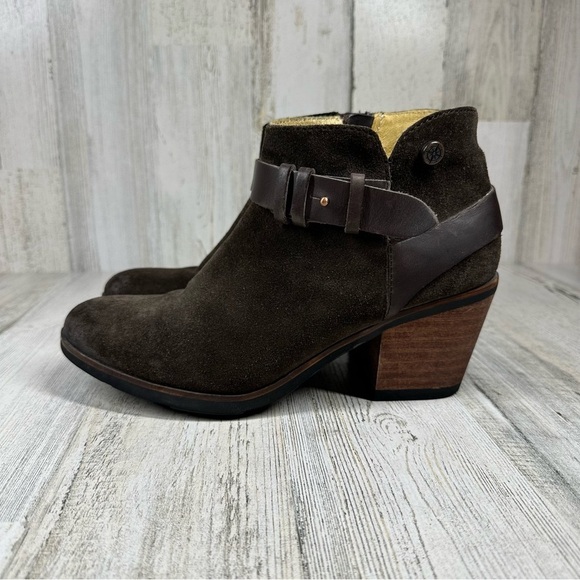 Bussola Reikia Vik Dark Brown Suede Ankle Boots in Ebony #154 - Picture 1 of 13